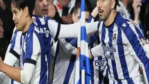 金阿林首轮领先女子高尔夫世锦赛 殷若宁并列第三 王馨迎第十四位