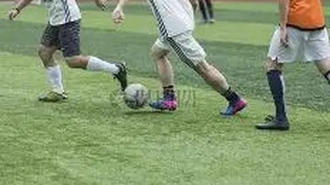 沙克战队击败新兵队伍晋级决赛，利拉德关键三分建功，库里送出8分6助攻助力胜利